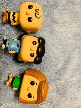 Funko Peanuts Pop! Vinyl Trio - Charlie Brown, Lucy, and Peppermint Patty